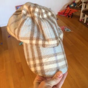 Burberry baseball cap